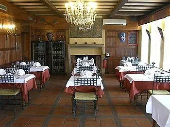 La Tablee Medievale 2* Civrieux-dʼAzergues