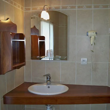 La Tablee Medievale Hotel 2*