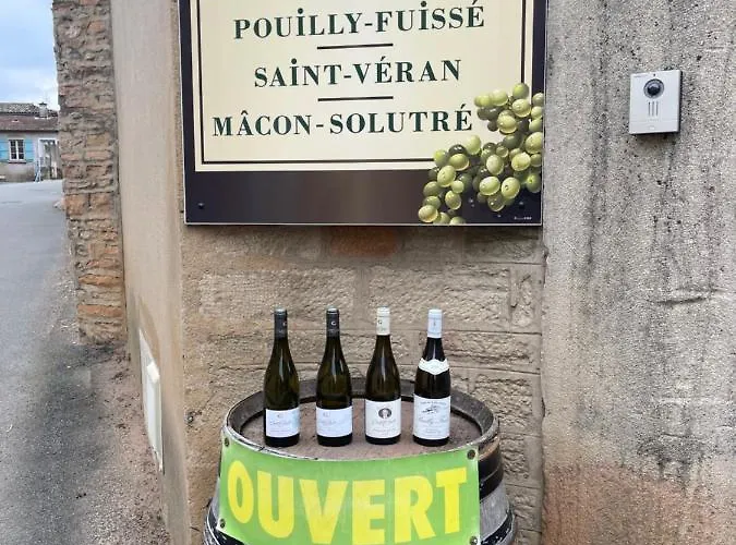 La Tablee Medievale Civrieux-dʼAzergues