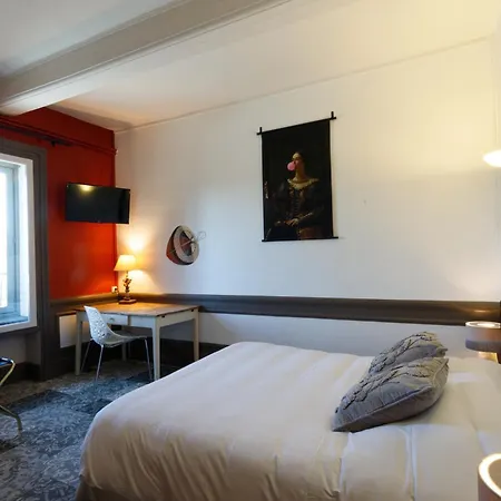 La Tablée Médiévale Hotel 2*